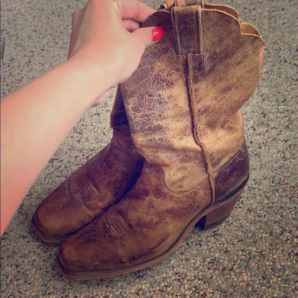 Justin boots size 10